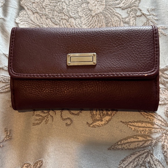 Handbags - Elegant Brown Leather Wallet